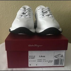 NIB SALVATORE FERRAGAMO Women’s Low Top Sneakers